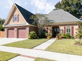 110 Moss Creek Dr, Lafayette, LA 70508