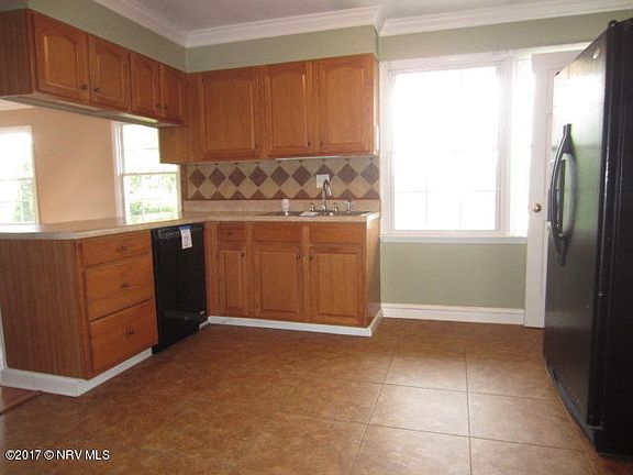 4th image of 1532 Westwood Dr