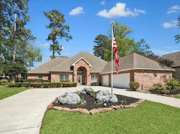 705 Fairway Oaks, Conroe, TX 77302