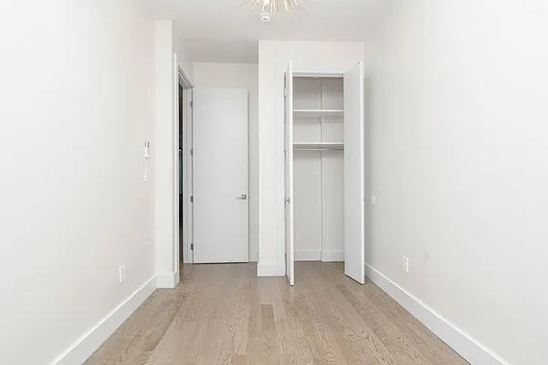 Rented by MySpaceNYC | media 20