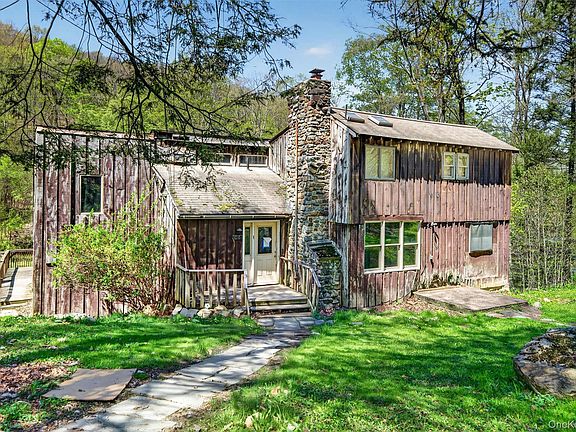 4th image of 360 Buttermilk Falls Road