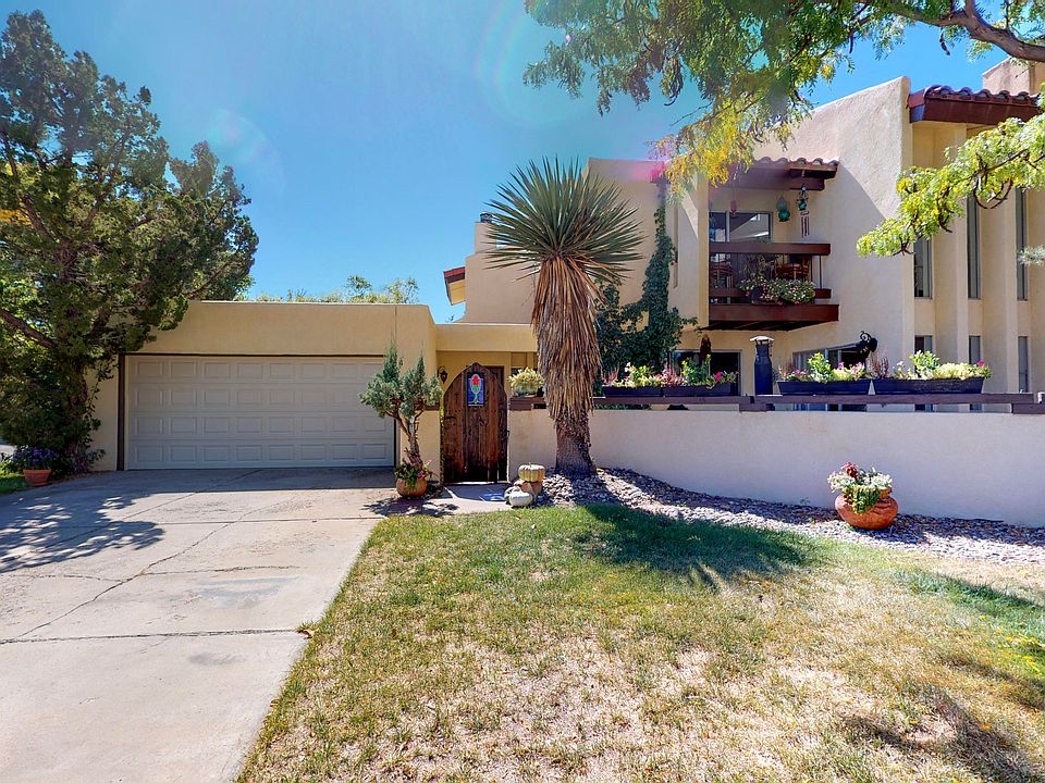 1st image of 601 Green Valley Dr SE