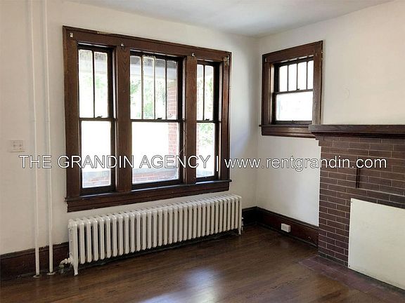 5th image of 208 Gilmer Ave NW