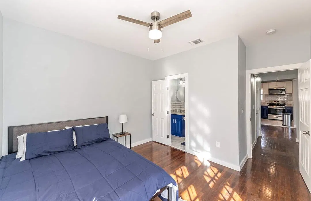 2 bed, 1032 sqft, $1,795 — Photo 2