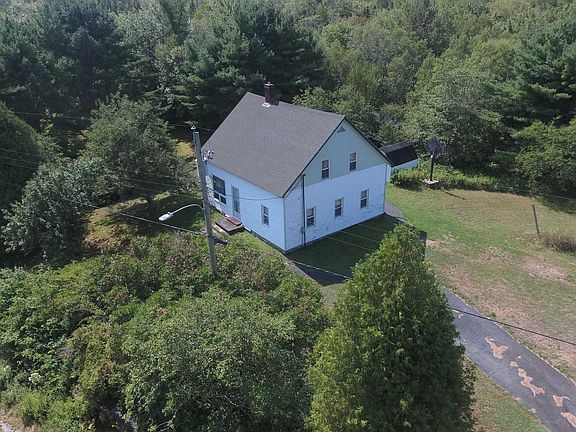 2nd image of 560 W Sable Rd