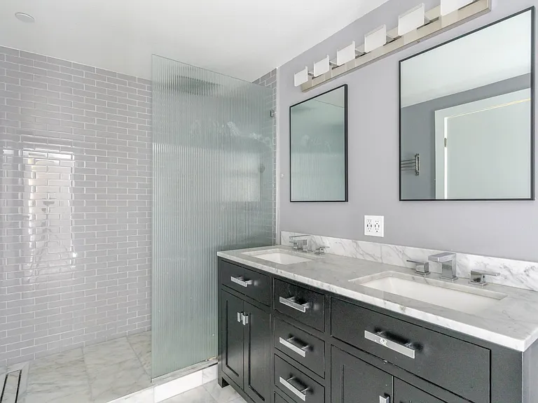 880 W 1st St #712 — Photo 16
