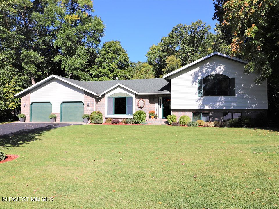 1st image of 1044 Timber Dr