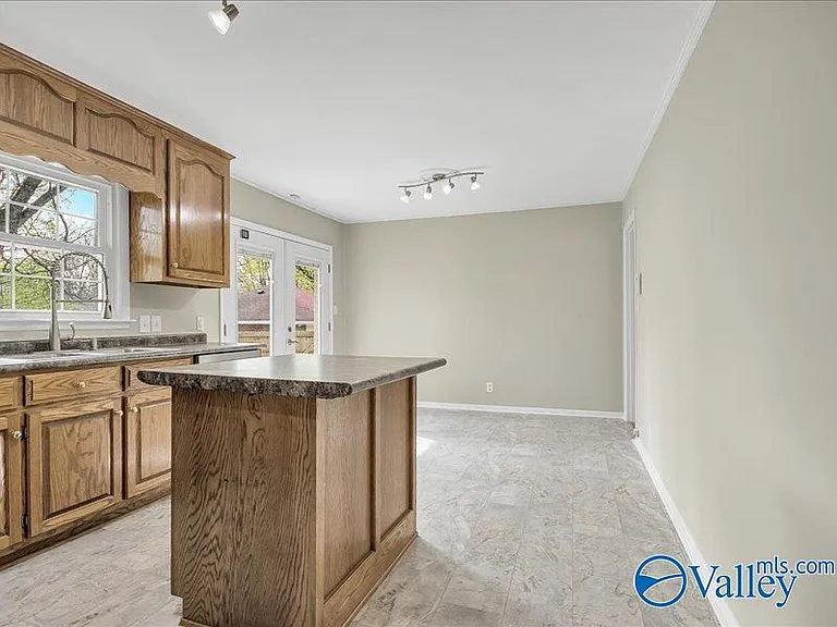 315 Jack Coleman Dr NW — Photo 7