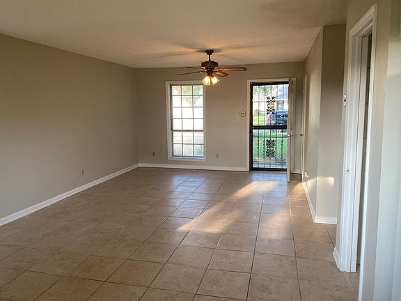 2nd image of 400 Shiloh Dr