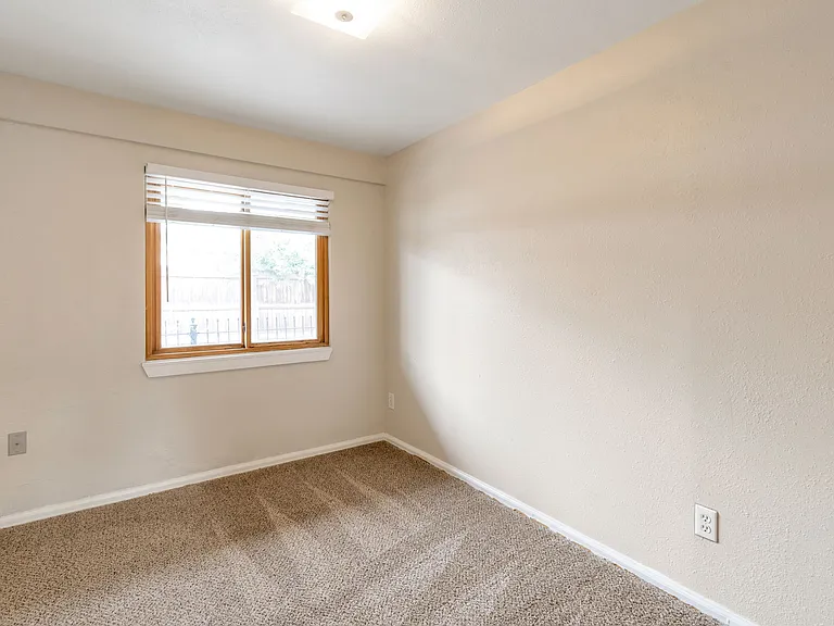 6901 Grandview Ave #B — Photo 7
