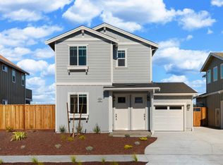 2090 Landen Ln, Santa Rosa, CA 95403