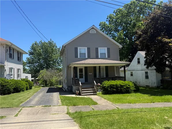 465 S State Line Rd, Sharon, PA 16146