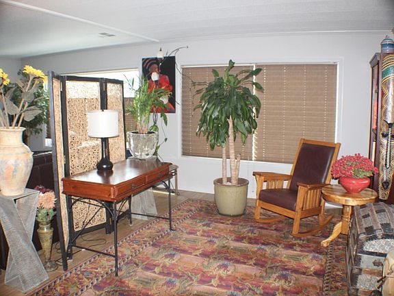 4th image of 94 Leawood St #94