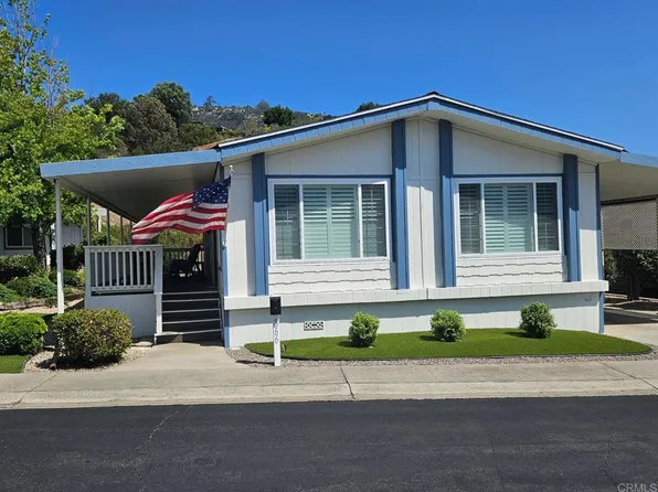 8975 Lawrence Welk Dr Spc 366, Escondido, CA 92026