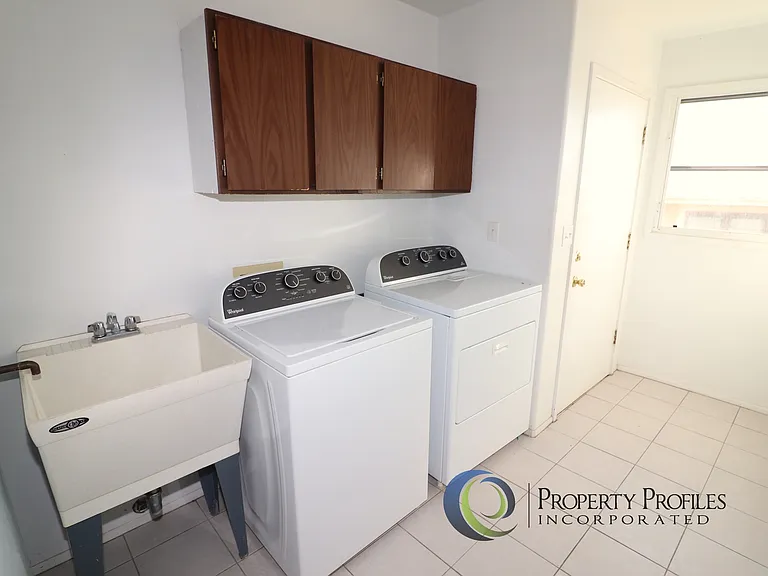 1584 Hanai Loop — Photo 18
