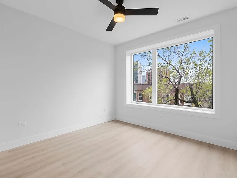 904 W Dakin LLC — Photo 28