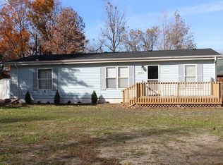 209 W 6th St, Perry, KS 66073