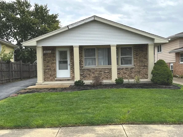 18013 Olympia Dr, Country Club Hills, IL 60478