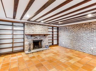 25 W Perry St #B, Savannah, GA 31401