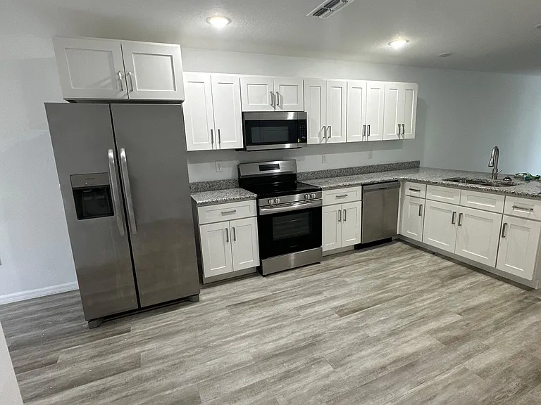 302 Avenue P NW #A — Photo 12