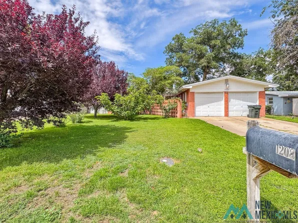 1208 Bryan Cir, Carlsbad, NM 88220