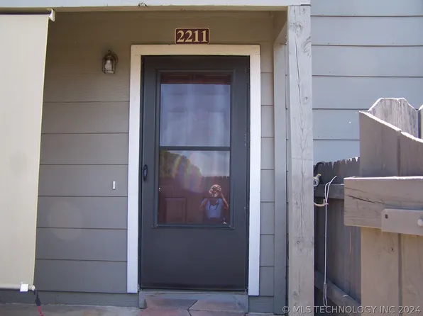9036 S College Ave Unit 2211, Tulsa, OK 74137