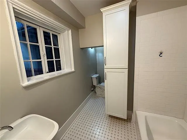 1014 Royal St #D — Photo 7