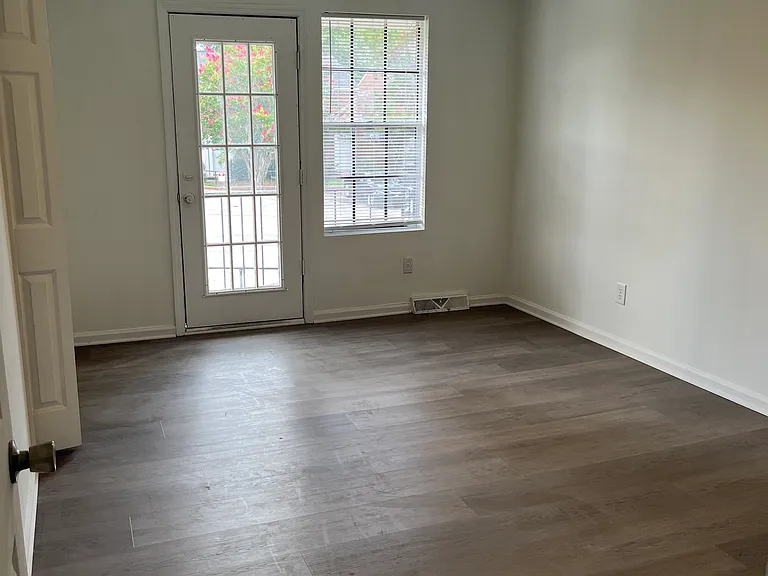100 Timber Ln #A-B — Photo 17