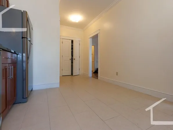 27 Glenville Ave APT 1, Boston, MA 02134
