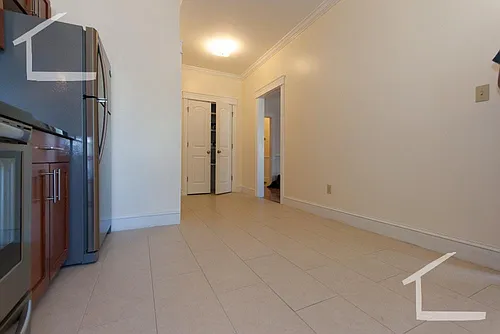 27 Glenville Ave #1 Photo 1
