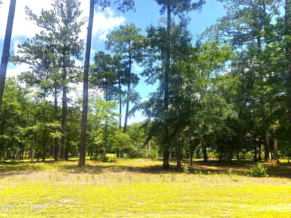 580 Lindgrove Place SW, Ocean Isle Beach, NC 28469
