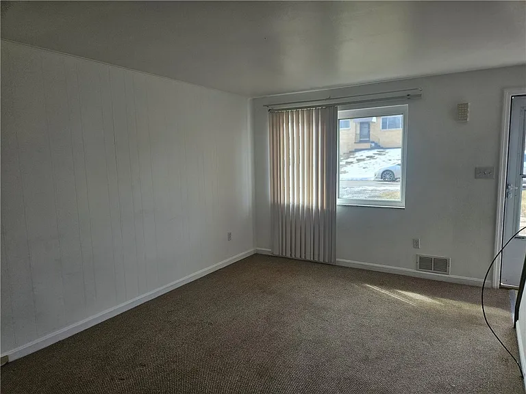 812 Westbury Rd #B — Photo 6