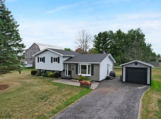 3294 Saint John St, North Stormont, ON K0C 1C0