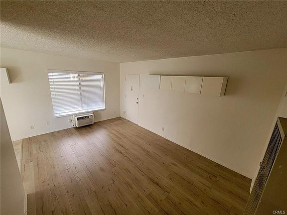 2nd image of 5258 Cartwright Ave