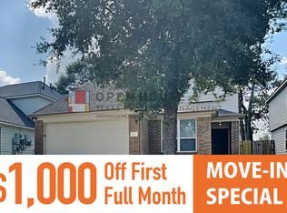 9862 Wing St, Conroe, TX 77385