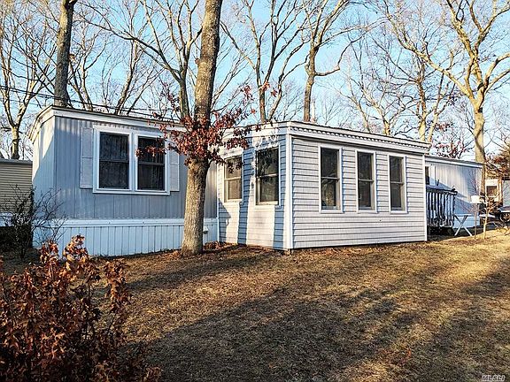 2nd image of 56 Oak Ln