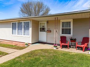 1423 Delray Ave, Pekin, IL 61554