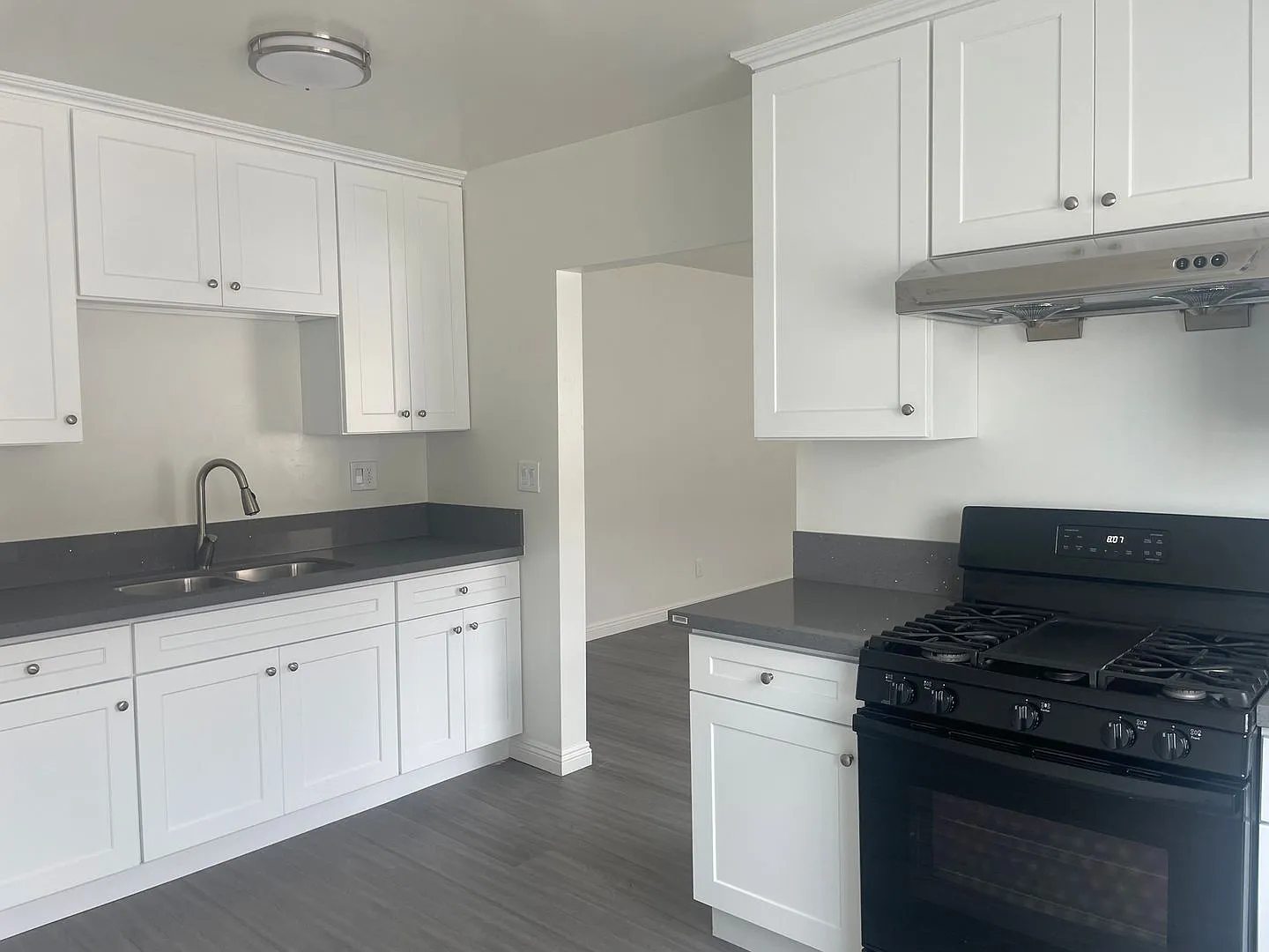 Apt 231 McPherrin — Photo 4