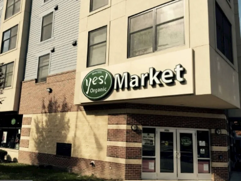 809 Otis Pl NW #104 — Photo 24