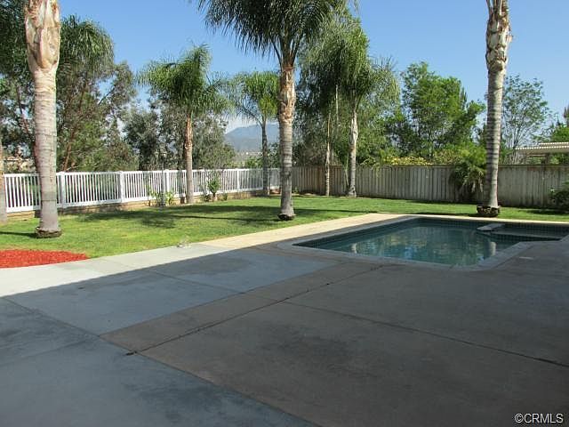 2nd image of 43796 Alcoba Dr