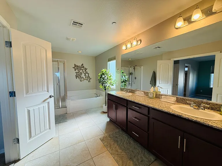 3041 Savella Ave — Photo 25