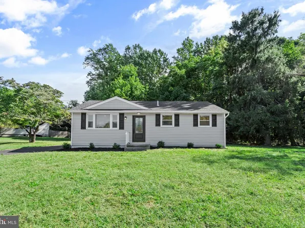 718 Roberts Ave, Lindenwold, NJ 08021