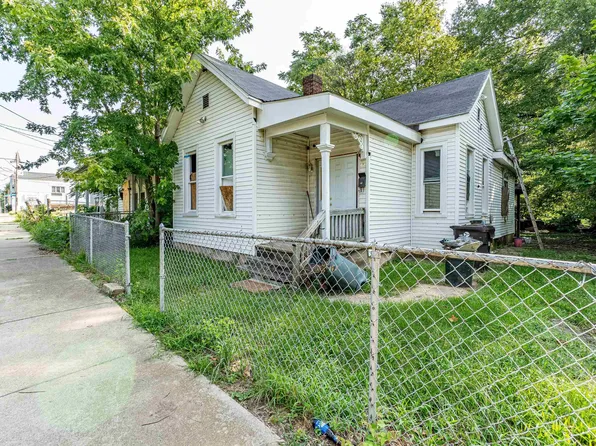 308 S Webster St, Peoria, IL 61605