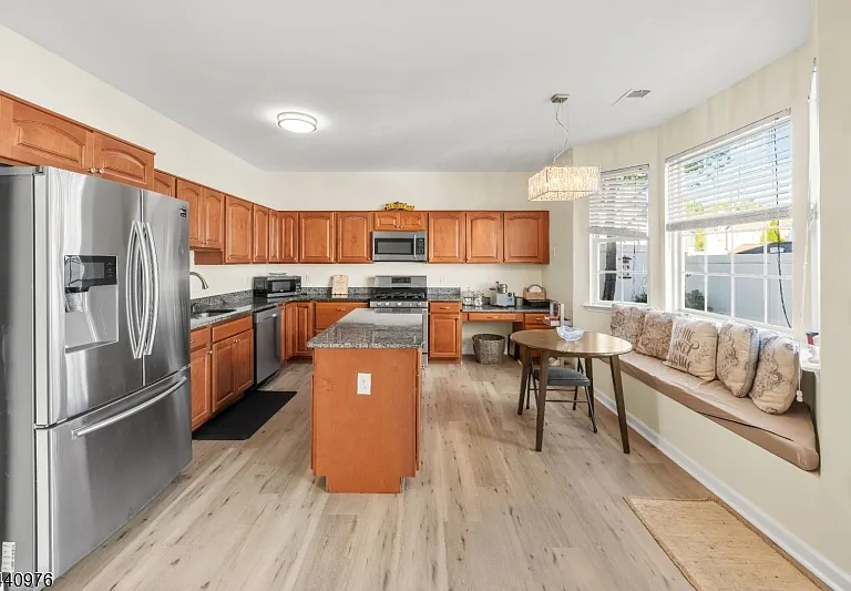 41 Tall Oaks Ct — Photo 17