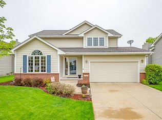 15117 Hawthorn Dr, Clive, IA 50325