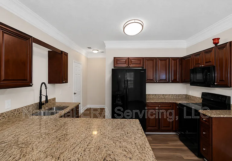 105 Bradford Pl — Photo 11