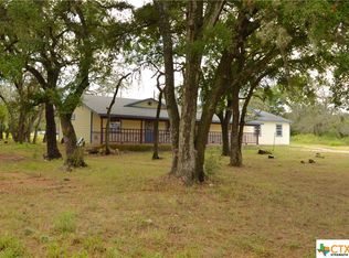 100 Woodland Trl, San Marcos, TX 78666