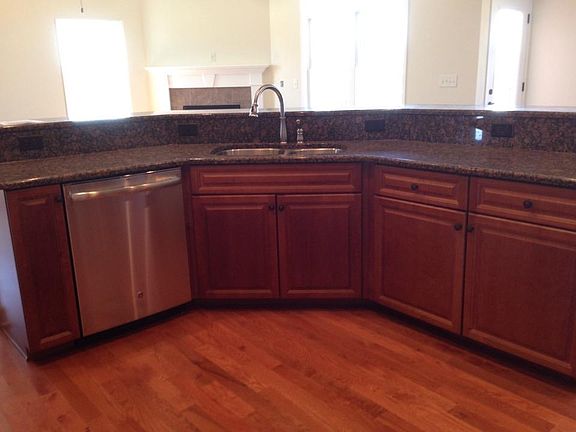4th image of 11631 Shirecliffe Ln