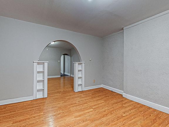 4th image of 1074 20th Ave #1076