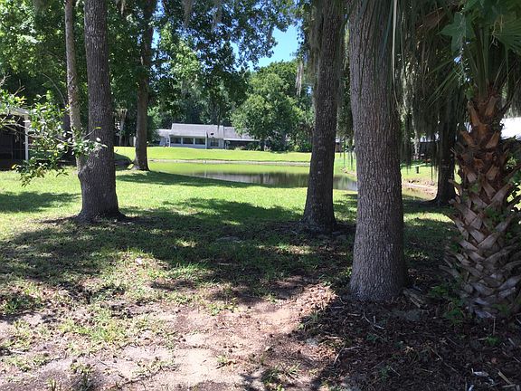 4th image of 1046 Oak Forest Cir